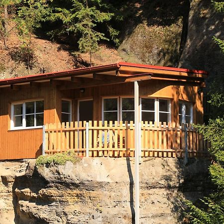 Malbenka - Chata Na Skale Pod Hradem Kokorin Ngoại thất bức ảnh
